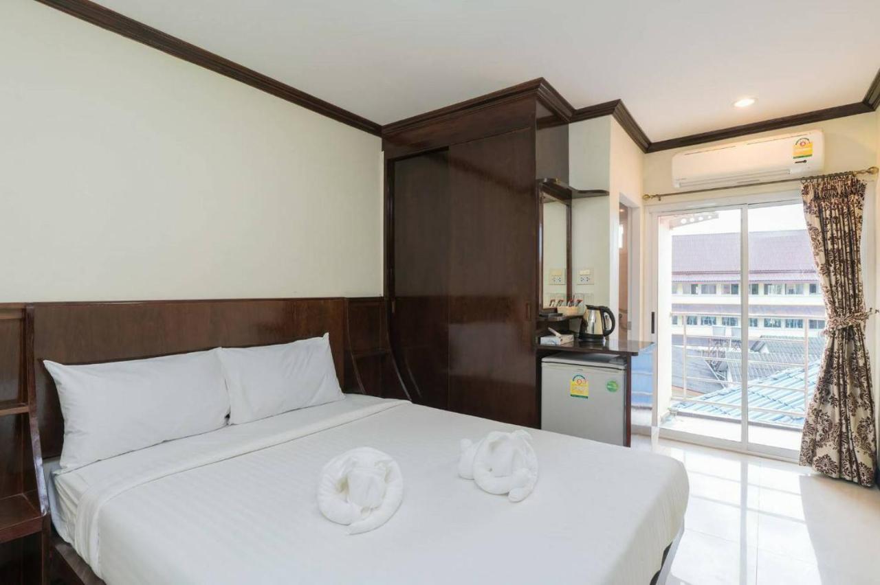 Blueskyhouse Patong Hotell Eksteriør bilde