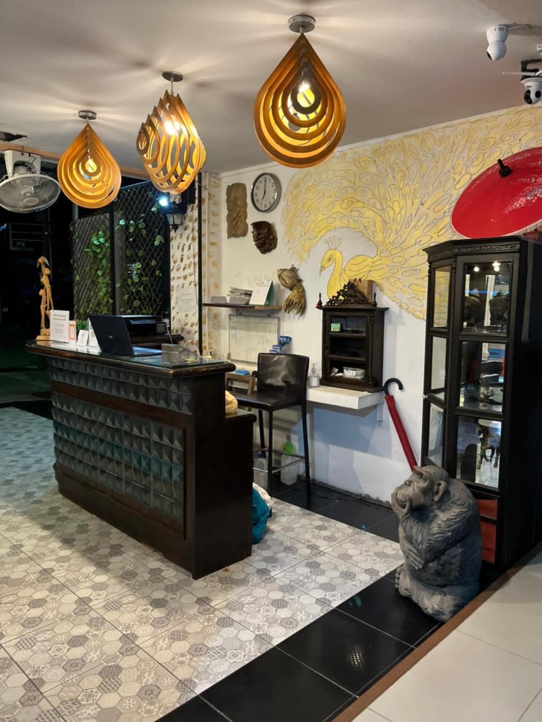 Blueskyhouse Patong Hotell Eksteriør bilde