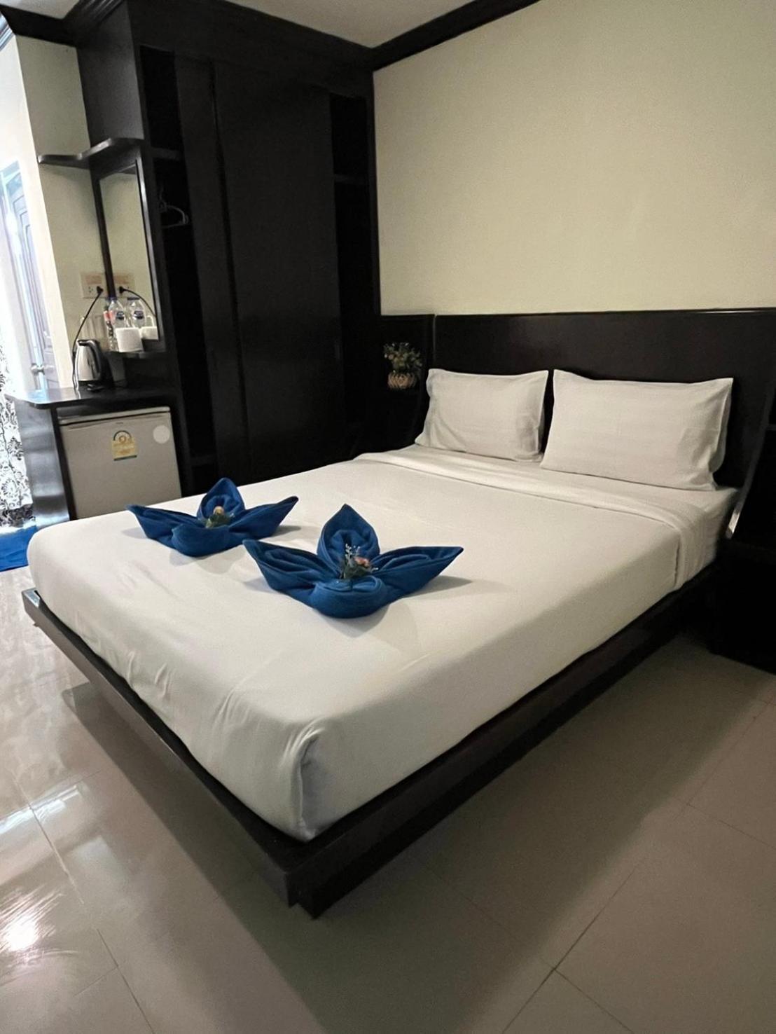 Blueskyhouse Patong Hotell Eksteriør bilde