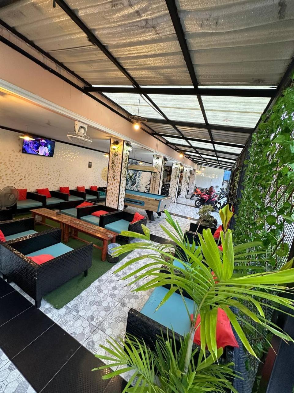 Blueskyhouse Patong Hotell Eksteriør bilde
