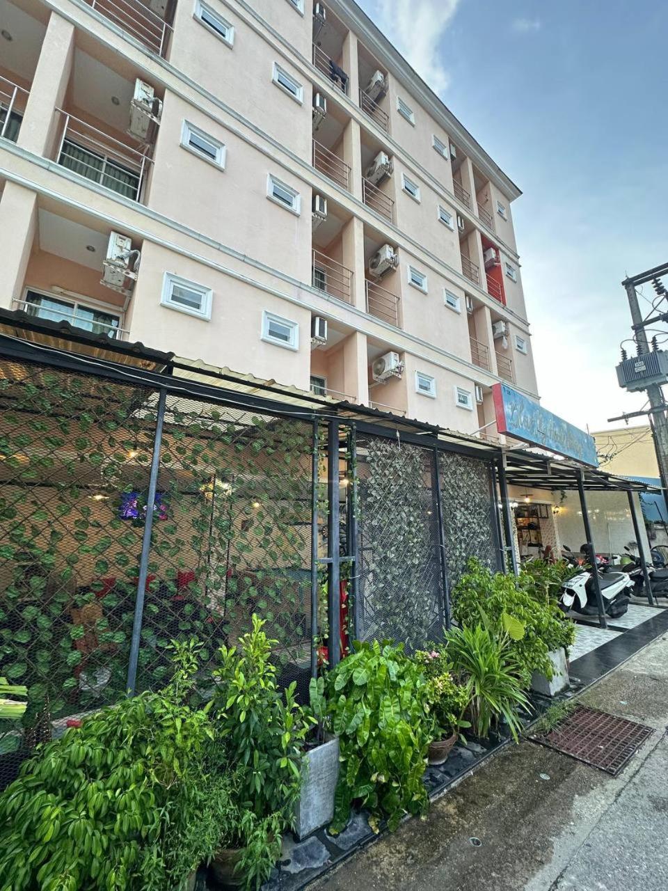 Blueskyhouse Patong Hotell Eksteriør bilde